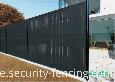 Neue Design für Privatsphäre und Eisentore mit PVC Slat für den Innenhofgarten